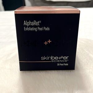 Skinbetter Science Exfoliating Peel Pads.
